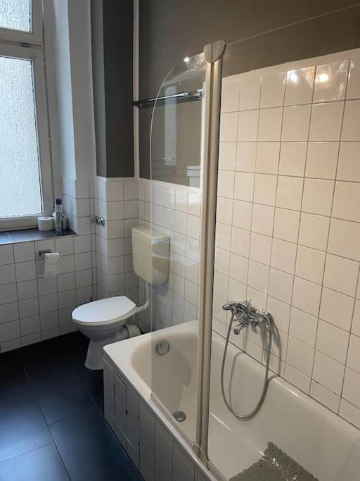 Onthepoint, Erdgeschoss, Abstellplatz Fuer Fahrraeder, City Und Innenhafen 5 Gehminuten!!! Duisburg Luaran gambar